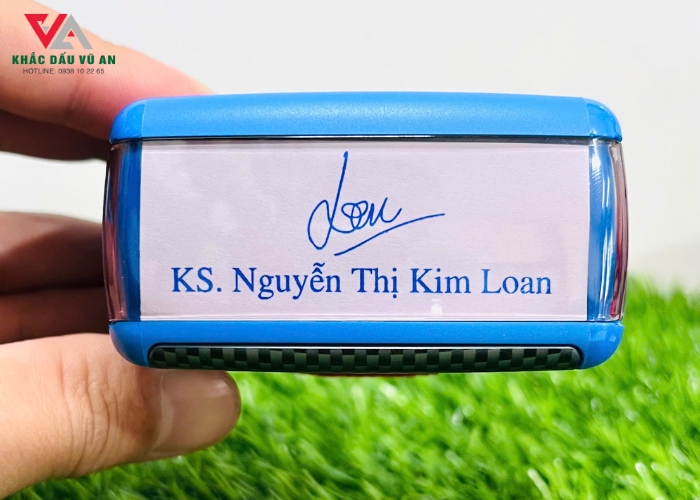 Khắc con dấu chữ ký (3) Khắc con dấu chữ ký (3)