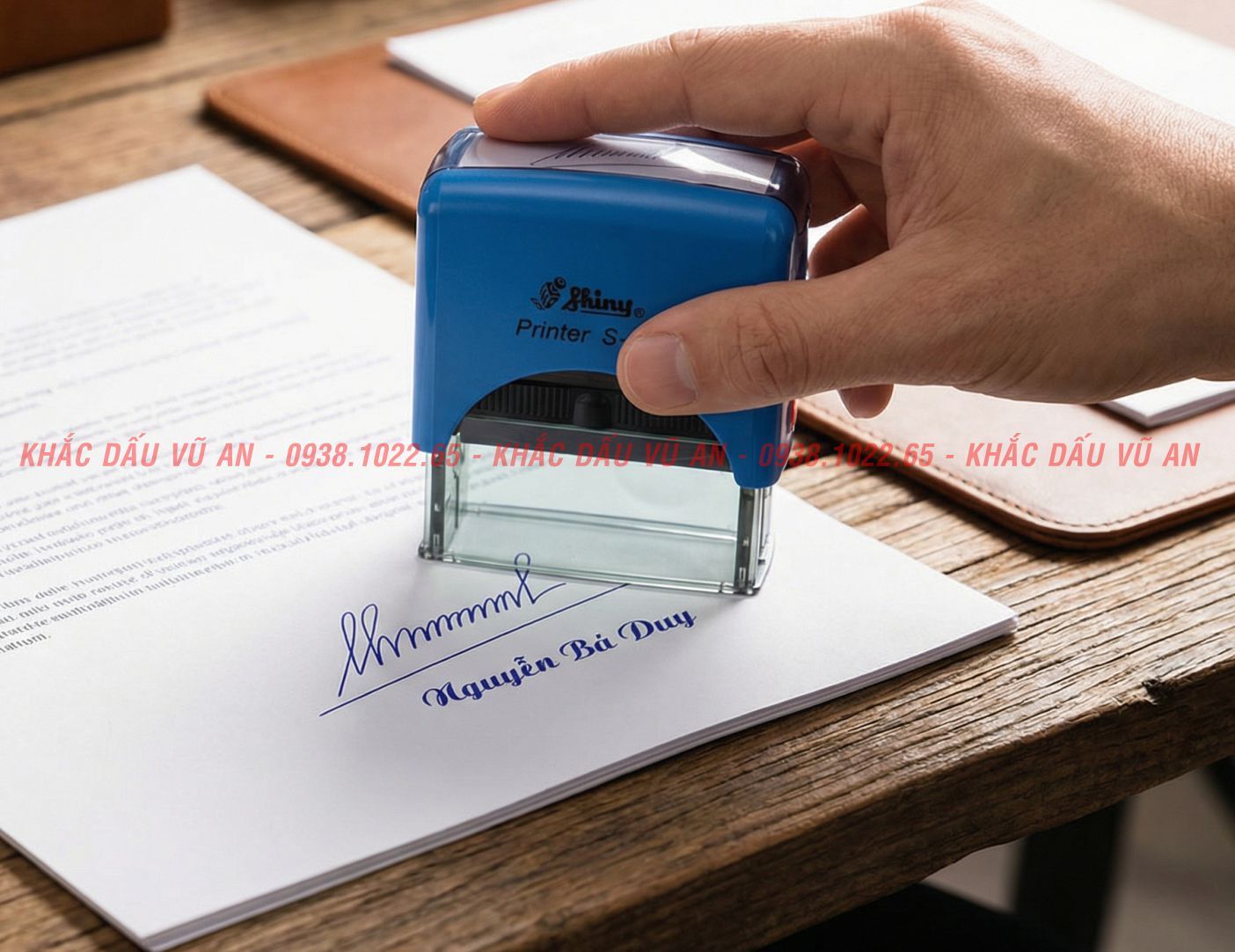 Con dấu chữ ký là lựa chọn hàng đầu cho các cá nhân, doanh nghiệp thường xuyên phải xử lý khối lượng văn bản lớn.